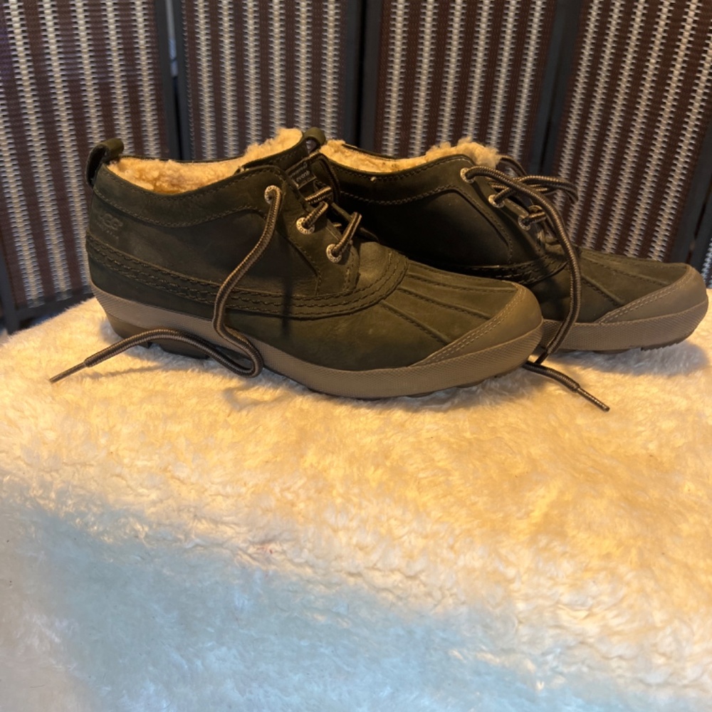 Ugg Boots Black Size 8 - Picture 3 of 7